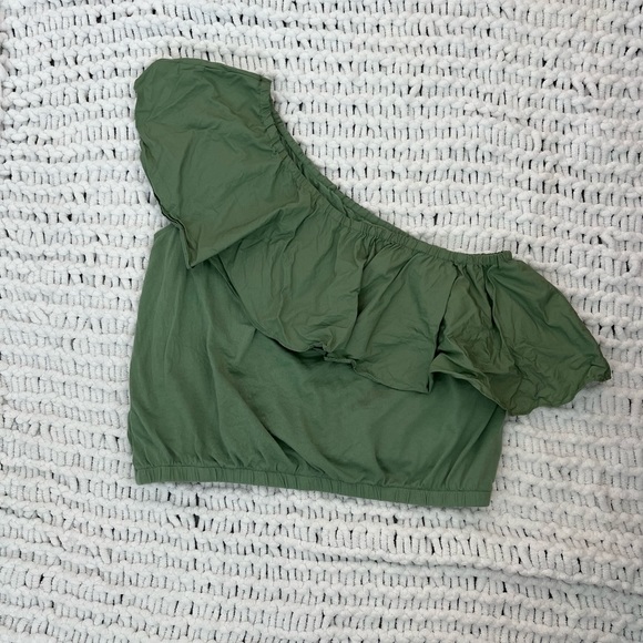 One Shoulder Ruffle Top - Picture 4 of 4